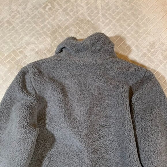 Denim & Co Woemsn Small Jacket Gray Teddy Sherpa With Pockets Paisley Lining - Picture 11 of 13